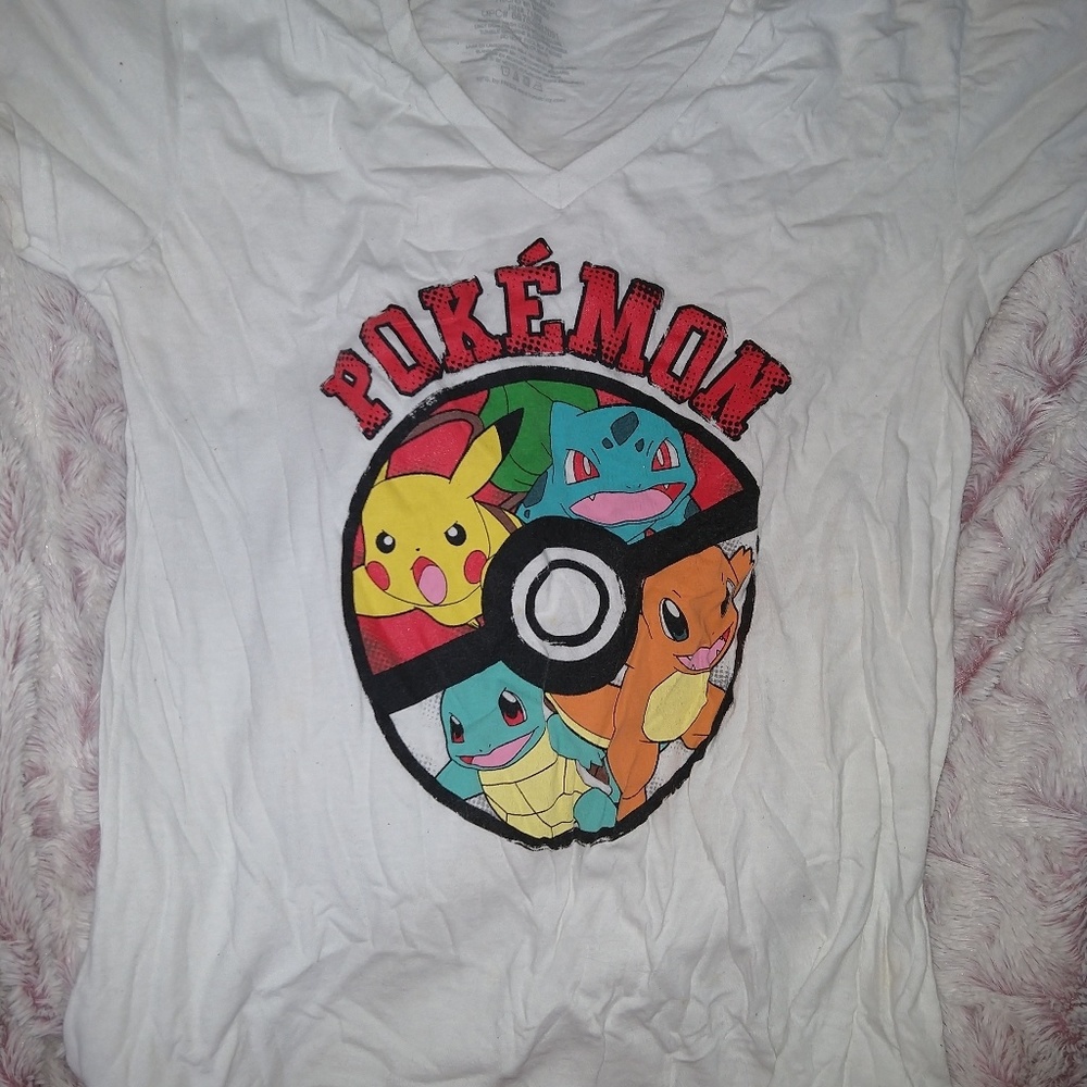 XL white Pokemon tshirt